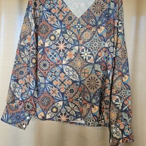 V-Neck Mosaic Print Blouse in Navy and Coral